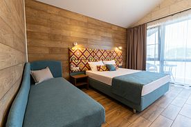 Двухместный номер Standard с балконом двуспальная кровать, Отель Легенда, Алахадзы