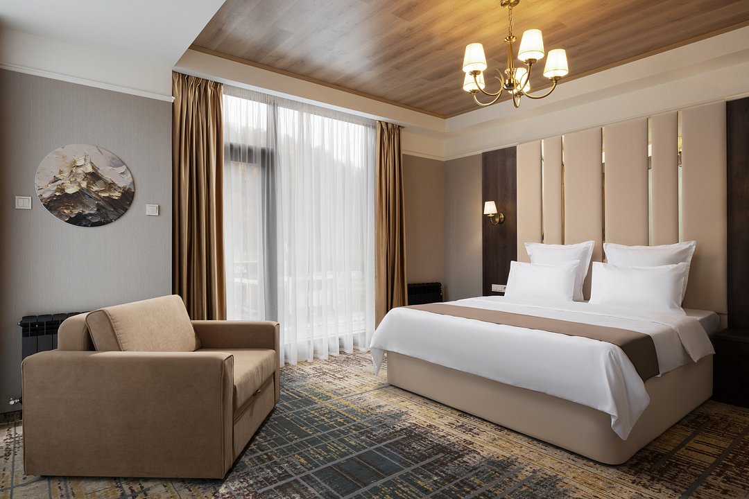 Апартаменты 2-местный (с балконом и видом на горы)