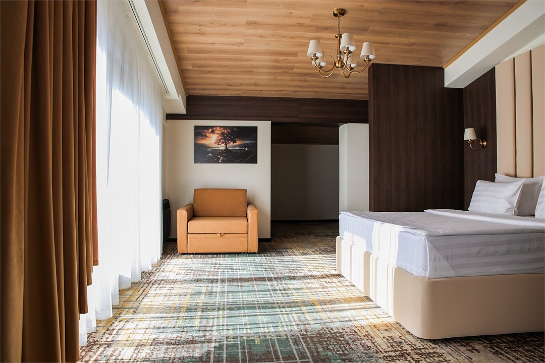 Апартаменты 2-местный (с балконом и видом на горы)