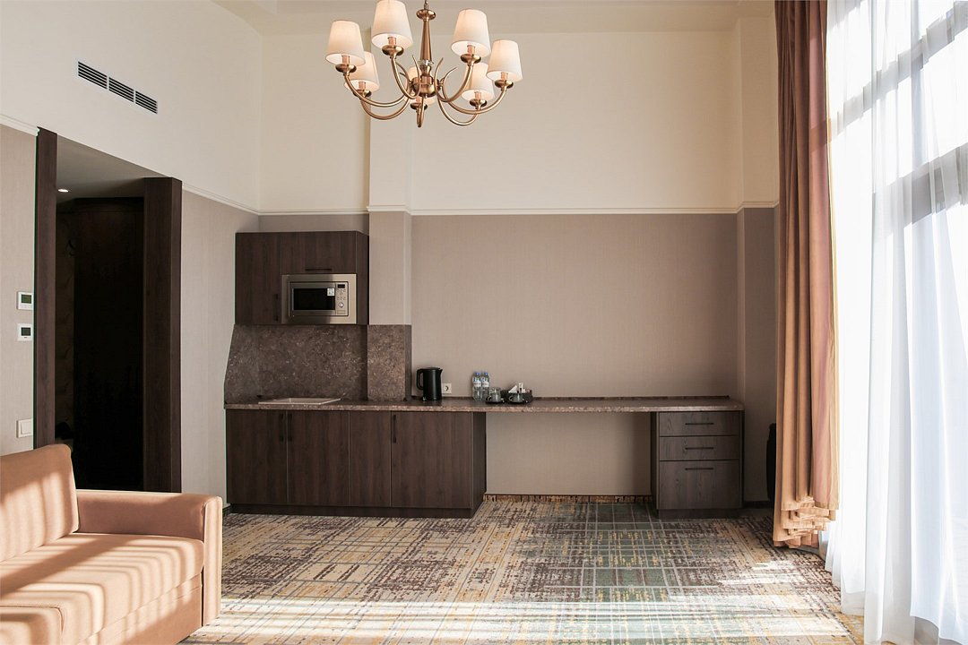 Апартаменты 2-местный 2-комнатный (с видом на горы)