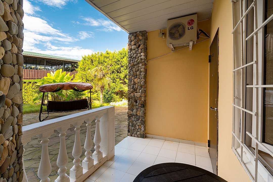 Стандартный 2-местный (с балконом, 1 этаж, корпус 1)