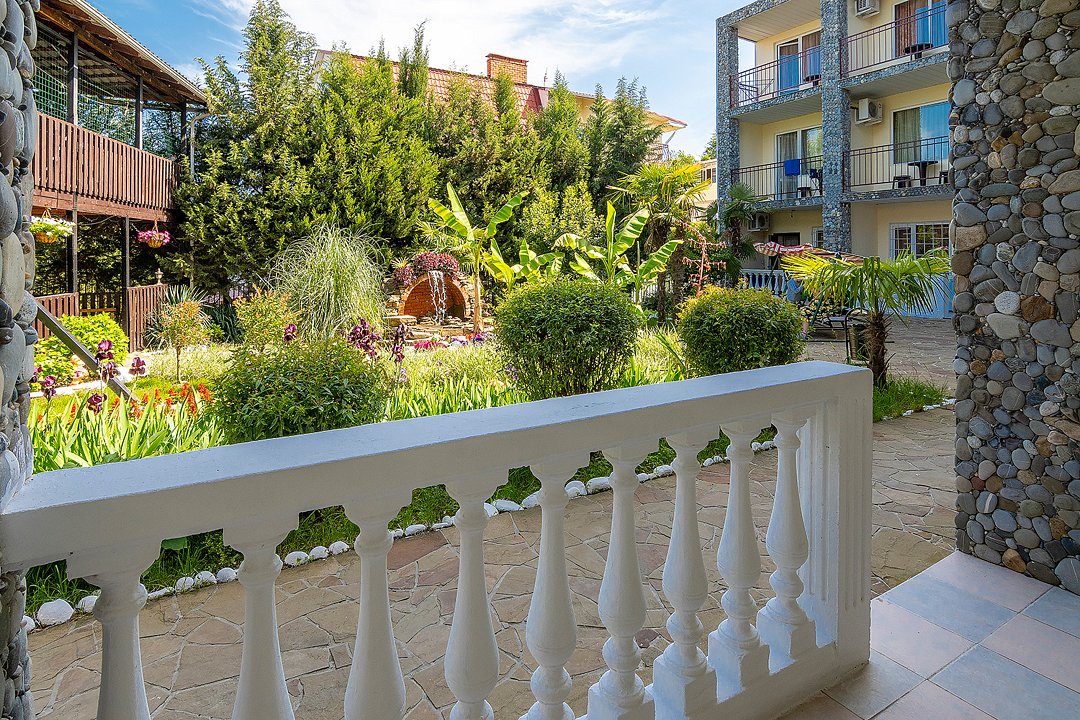 Стандартный 2-местный (с балконом, 1 этаж, корпус 1)