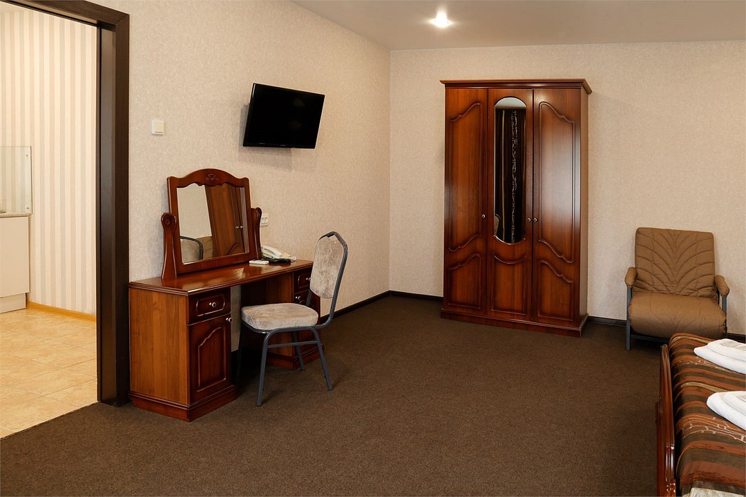 Апартаментый 3-местный 2-комнатный (с кухней)