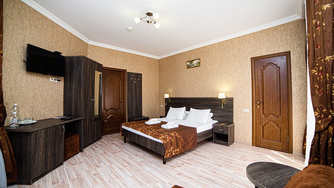 Полулюкс 3-местный