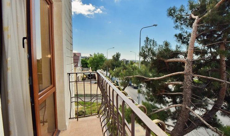 Полулюкс 3-местный