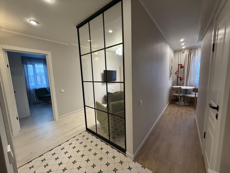 на Октябрьской площади 1, Псковская область: фото 3