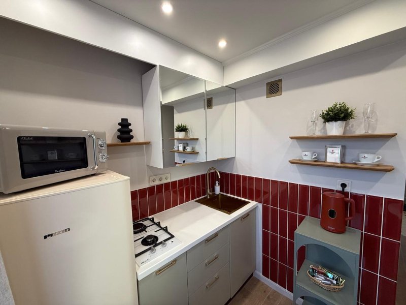 на Октябрьской площади 1, Псковская область: фото 4