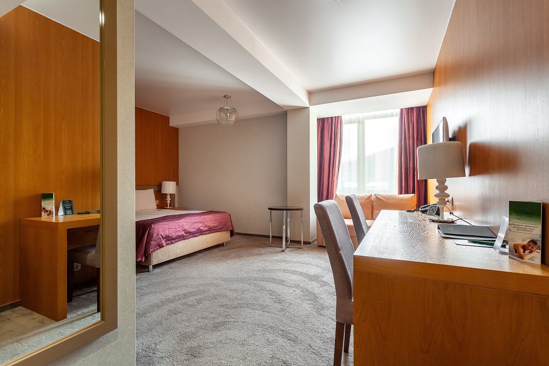 Джуниор Cюит 2-местный 1-комнатный