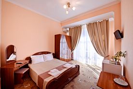 Двухместный номер с одной кроватью DBL c балконом, Мини-отель Сан Сочи Делина Резорт, Сочи