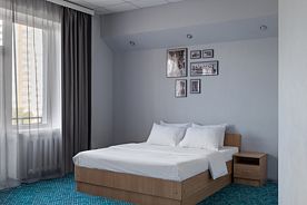 Двухместный номер Standard с 2 комнатами двуспальная кровать, Отель Marins Park Hotel Ростов, Ростов-на-Дону