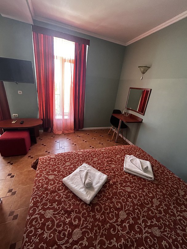 Студио 3-местный (3)