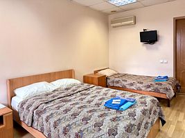 Номер Эконом двухместный с 2-мя двуспальными кроватями, Гостиничный комплекс Купеческий дом, Самара