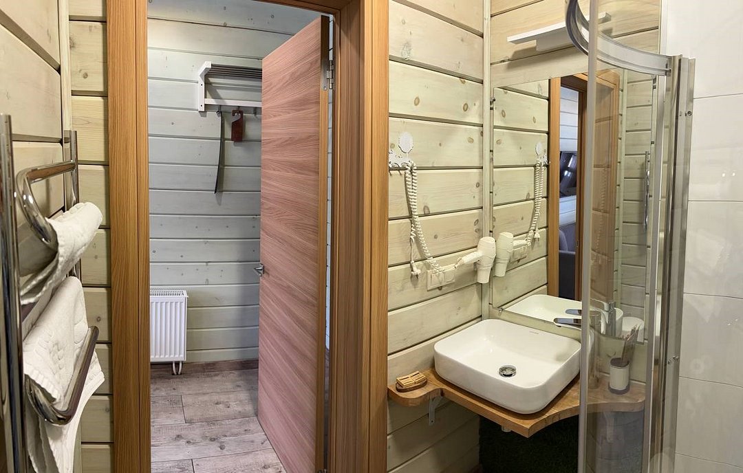 Полулюкс 2-местный №13 (корпус 1)