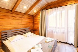 Полулюкс 2-комнатный №3, Отель Green Landiya Hotel, Бирюзовая Катунь
