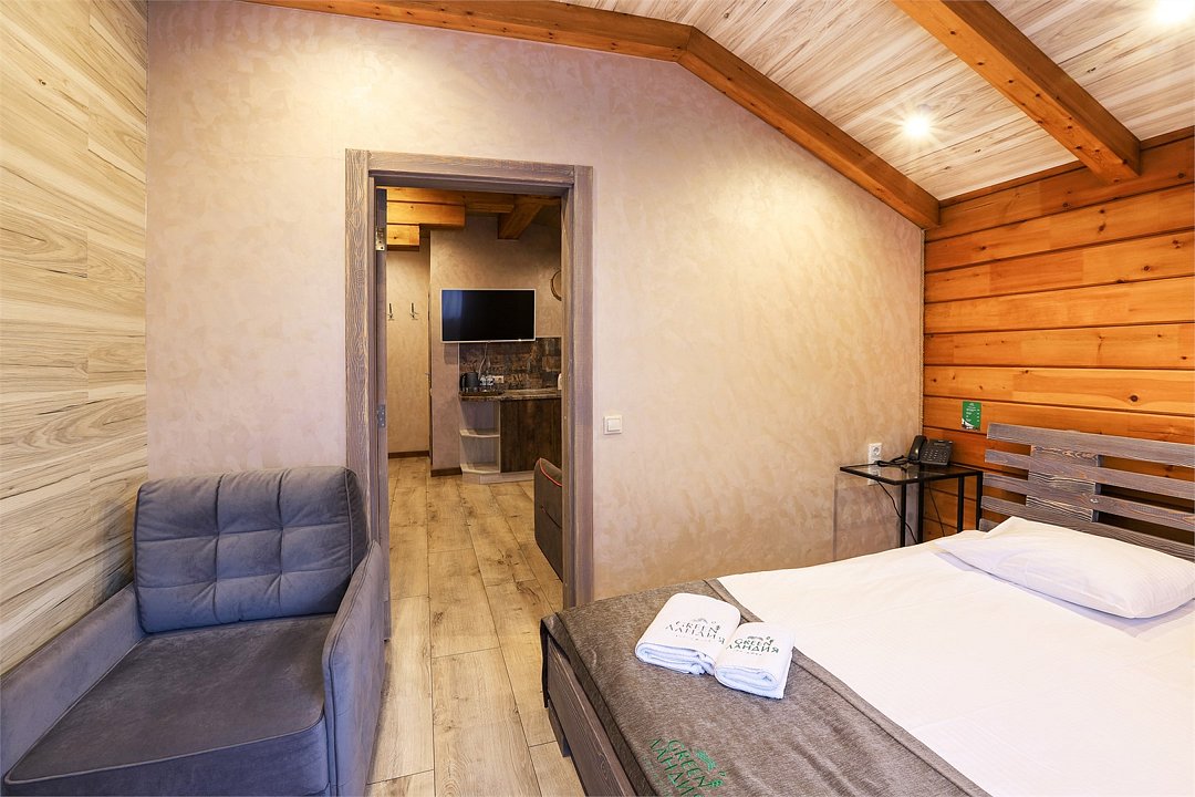 Полулюкс Семейный 2-местный 2-комнатный №3 (корпус 3)