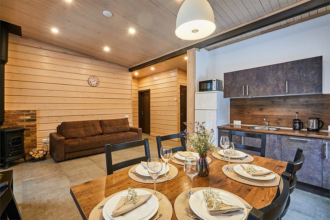 Коттедж 4-местный 2-комнатный (TWIN/DBL, с сауной)