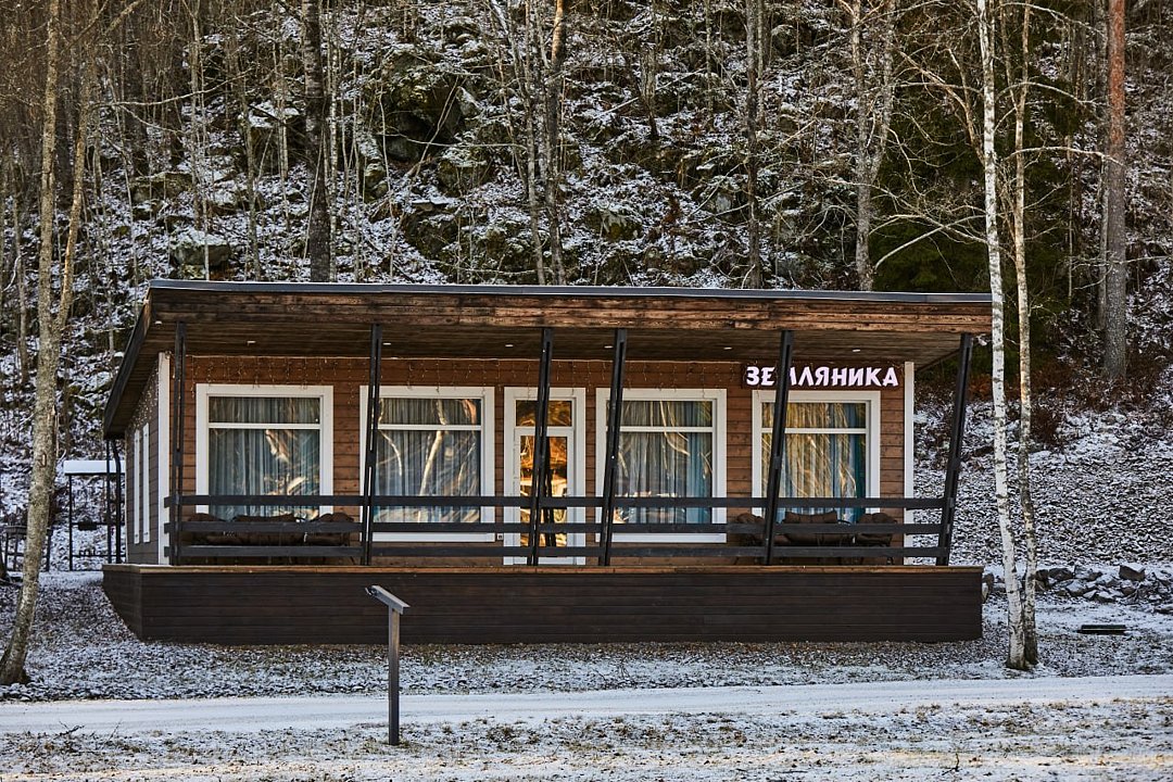 Коттедж 8-местный 4-комнатный