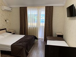 3х местный номер с балконом вид на бассейн и парковку, Отель Grand Asteri, Ольгинка