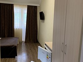 2х местный номер с балконом вид на горы, Отель Grand Asteri, Ольгинка