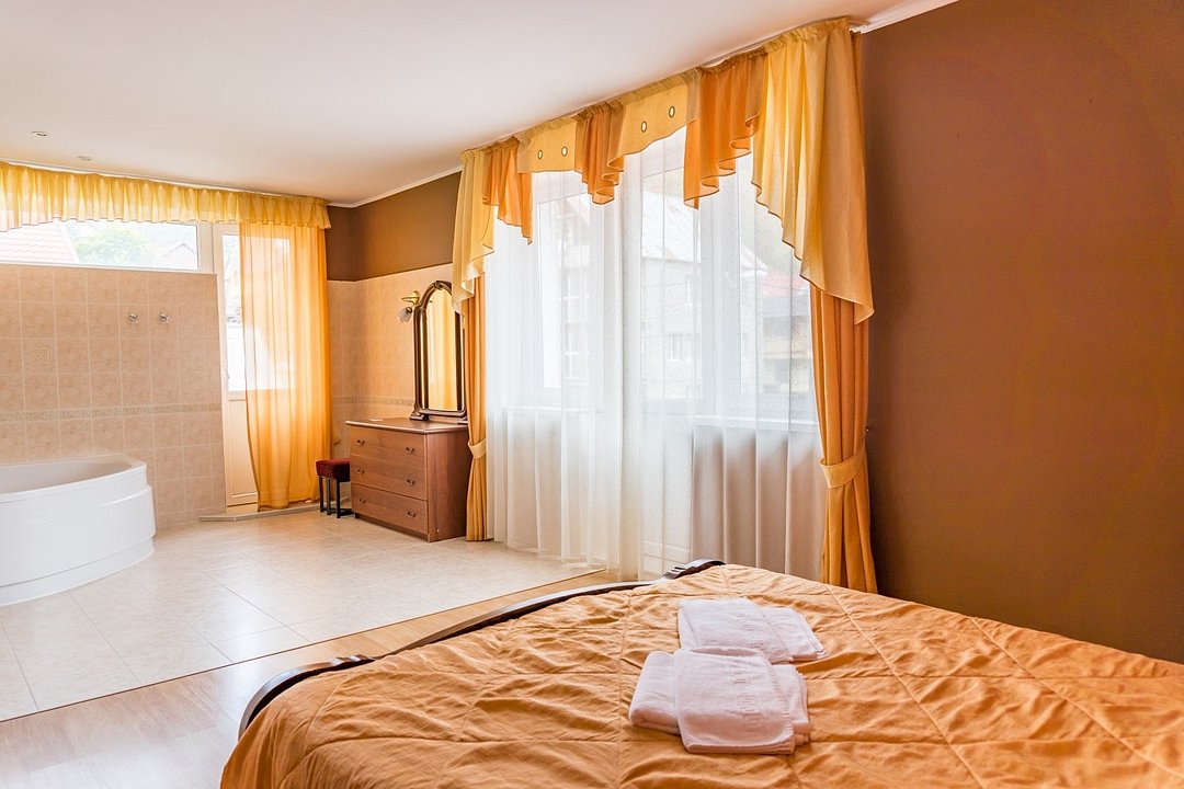 Делюкс Семейный 4-местный 2-комнатный