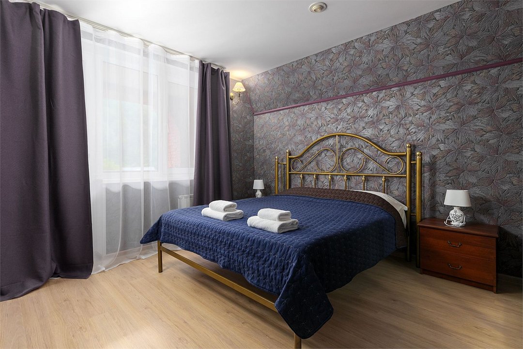 Люкс 4-местный 1-комнатный (с видом на горы)