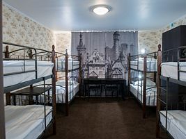 8-ми местный номер, Хостел Green City, Тюмень