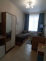 Место в номере Эконом с телевизором и холодильником, санузел и душевая на этаже (улучшенный) (подселение) Номера: 124, 125, 127, 302, 303, 330, 330а, 330б, 335, 336, Санаторий им. Чапаева, Ершов