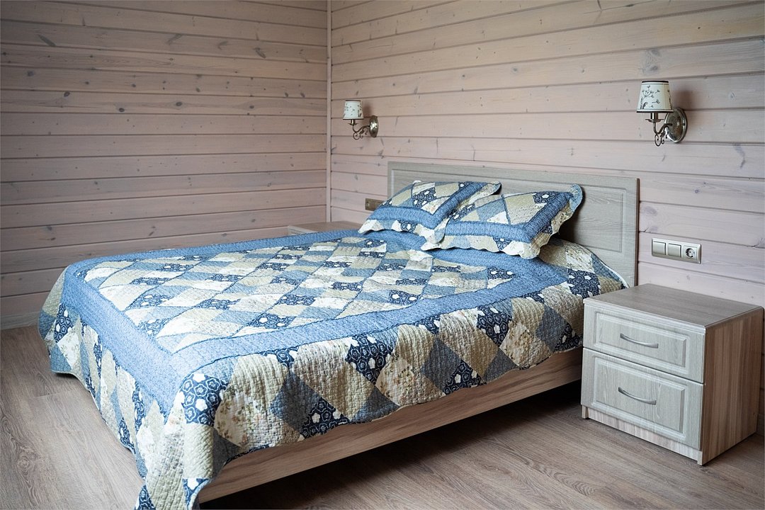 Дом 2-местный 2-комнатный (Большой, с камином и кухней)