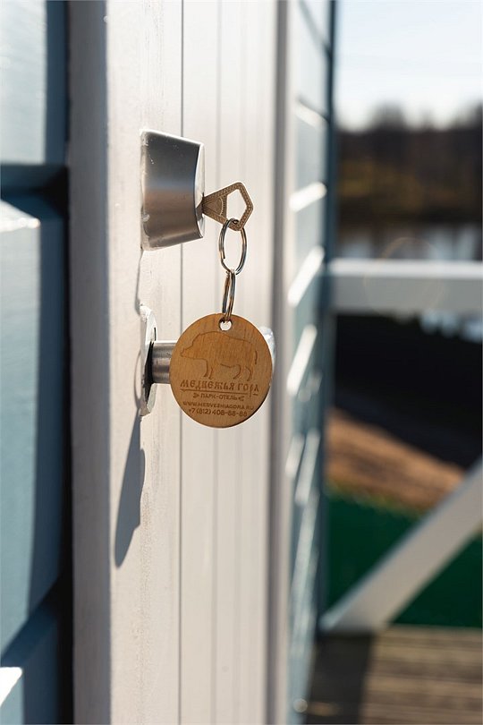 Дом 4-местный 3-комнатный (Большой, с камином и кухней)