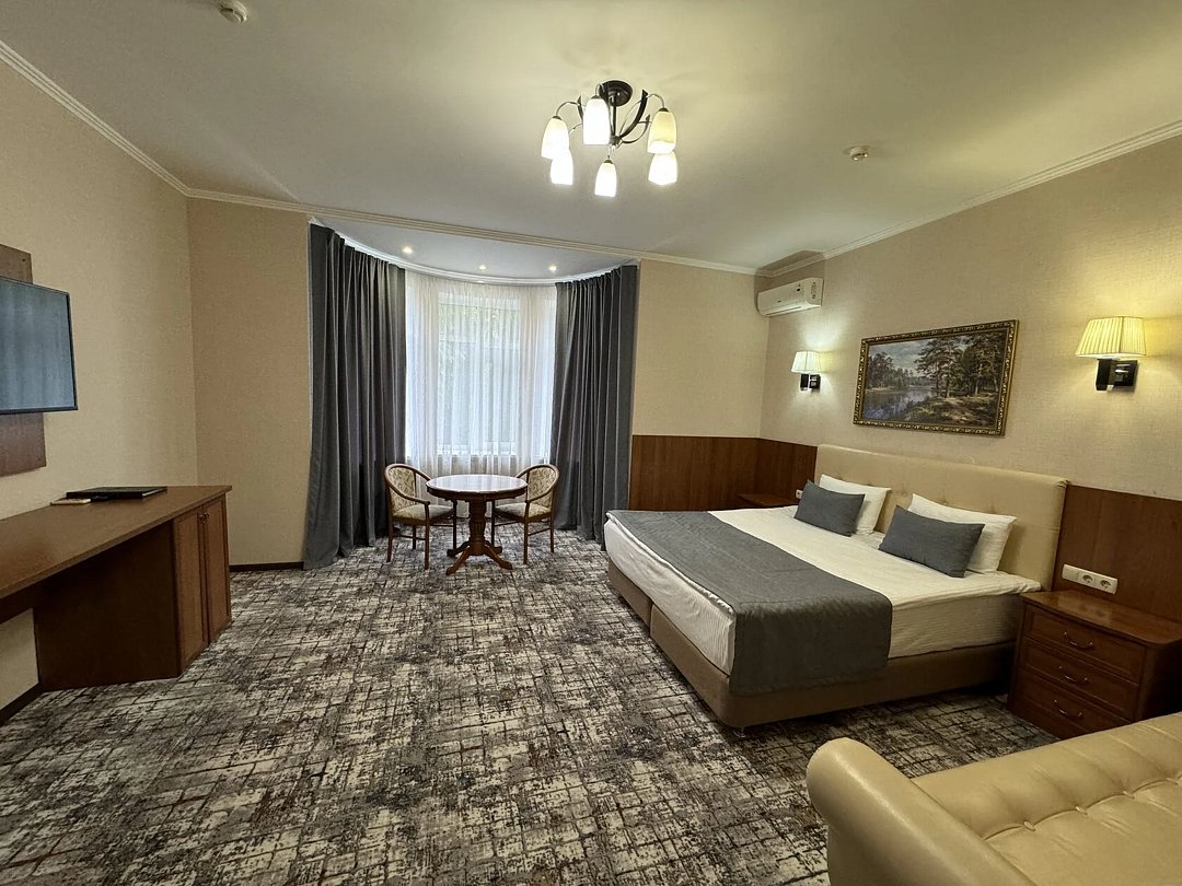 Полулюкс 2-местный 1-комнатный (DBL)