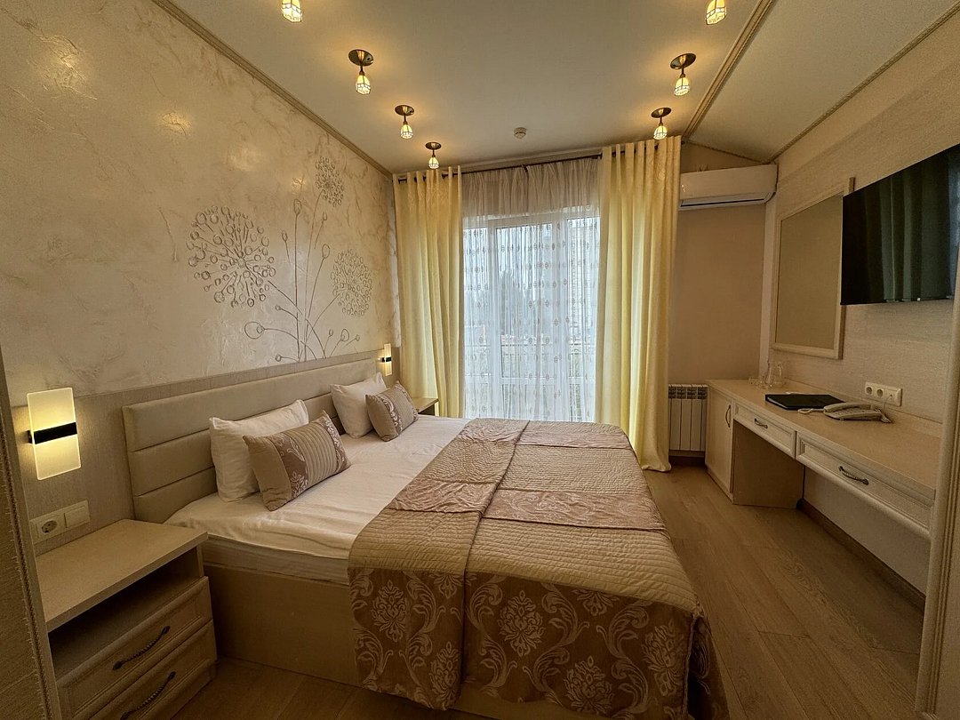 Полулюкс 2-местный 1-комнатный (DBL)