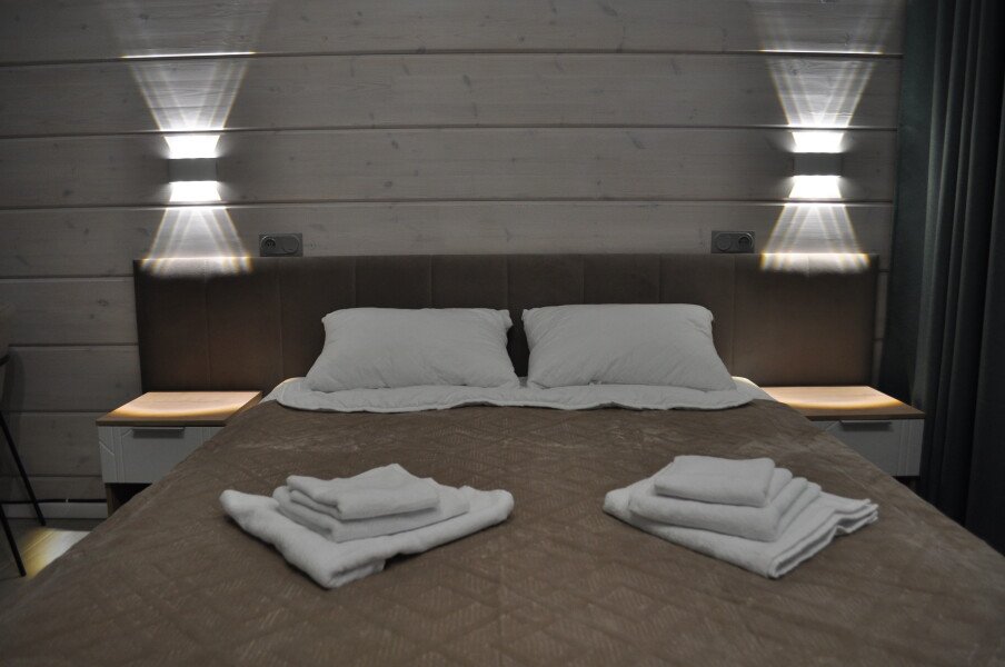 Коттедж 6-местный 3-комнатный (Luxury)