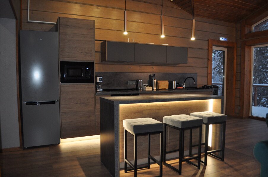 Коттедж 8-местный 4-комнатный (Royal)