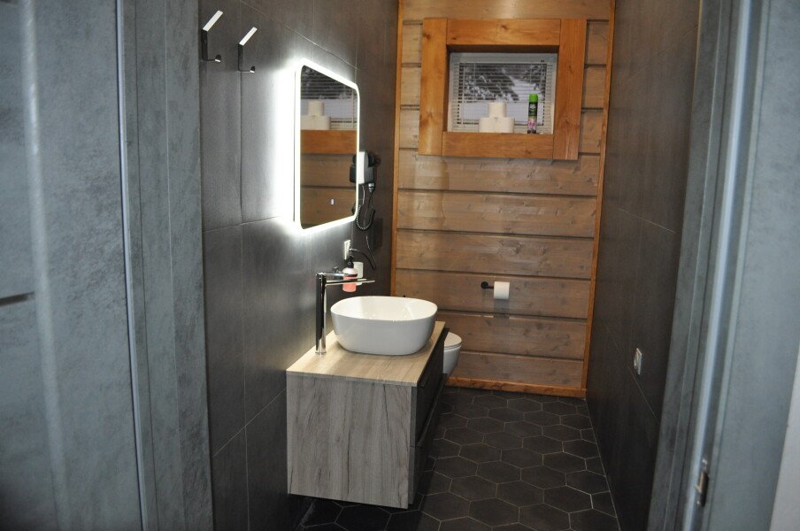 Коттедж 8-местный 4-комнатный (Royal)