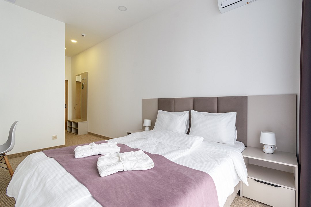 Улучшенный 2-местный (с балконом, вид на море)