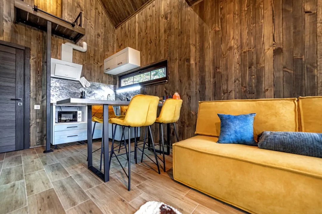 Домик 6-местный