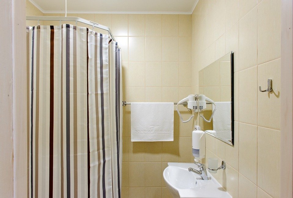 Коттедж 4-местный 2-комнатный (Семья +)