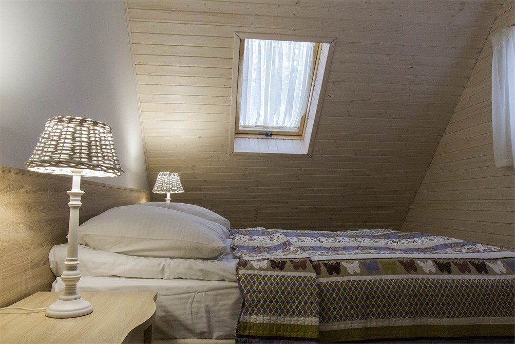 Коттедж 6-местный 3-комнатный (Фаворит)