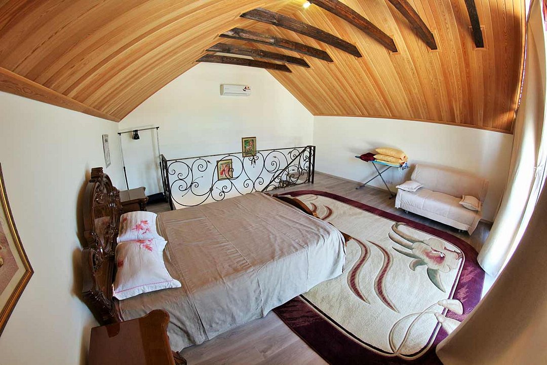 Коттедж 4-местный 2-этажный