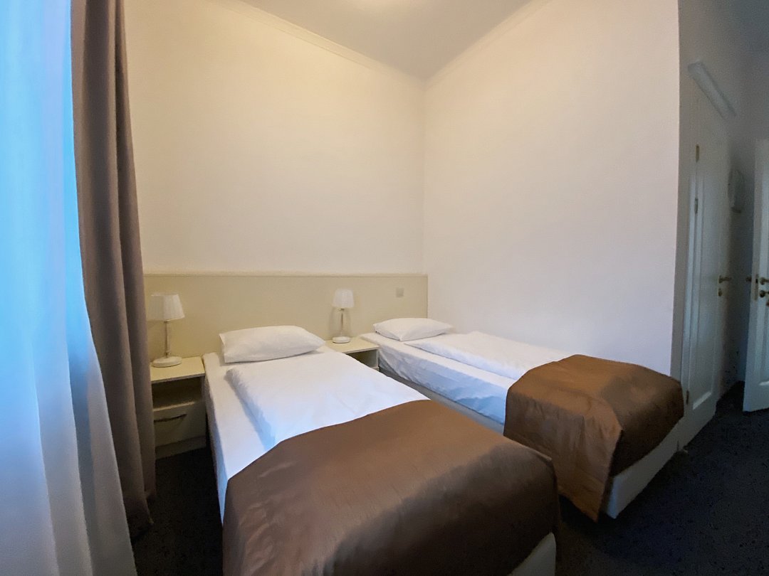 C6A38821-C78C-4323-AA5D-83202F40DE97-CE96A588-A8DC-45CD-BAA9-DF44FCB47C44