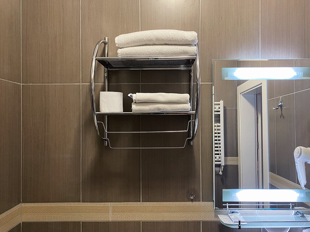 C69E3404-6449-4945-9045-93EB2B16872D-2C04CDE1-29EC-4D12-AEC5-A954AF3F3FFB