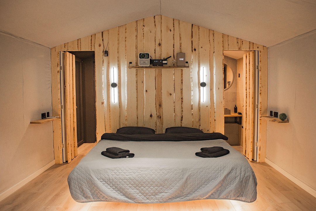 Домик 2-местный Комфорт (банный чан, вечерний заезд)