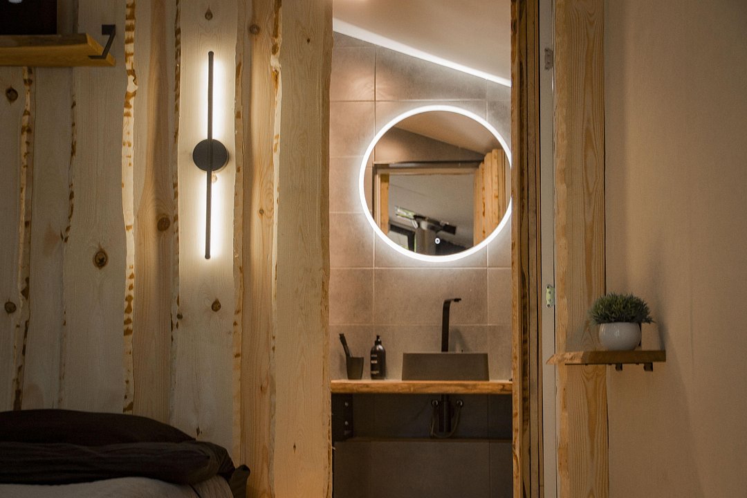 Домик 2-местный Комфорт (банный чан, вечерний заезд)