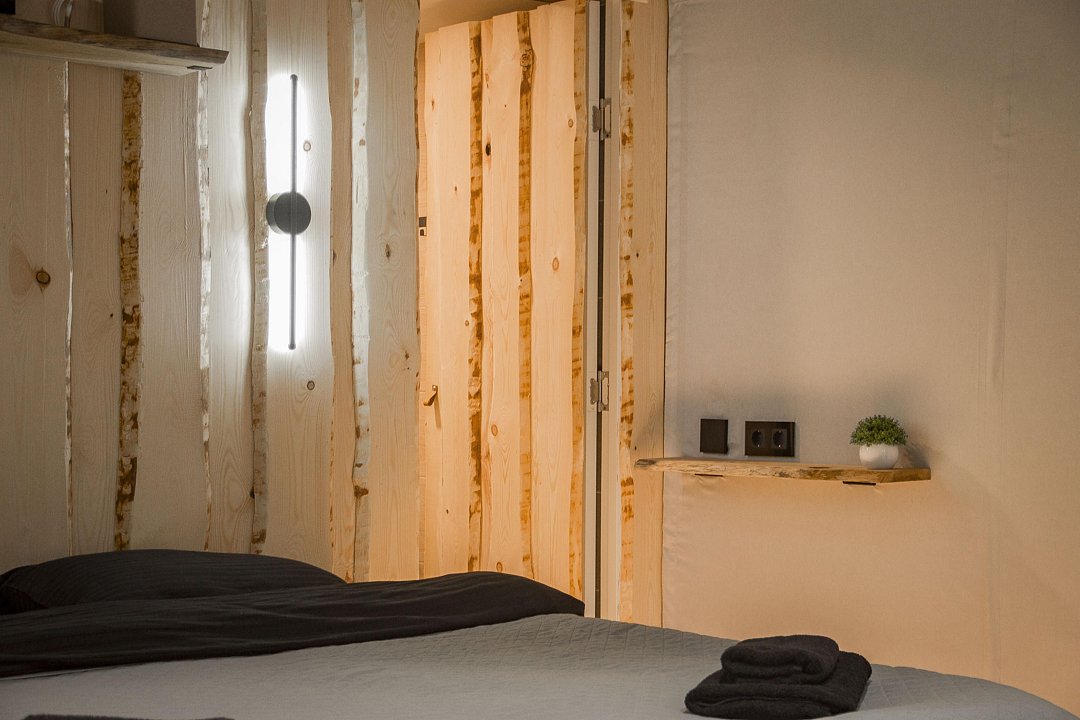 Домик 2-местный Комфорт (банный чан, дневной заезд)