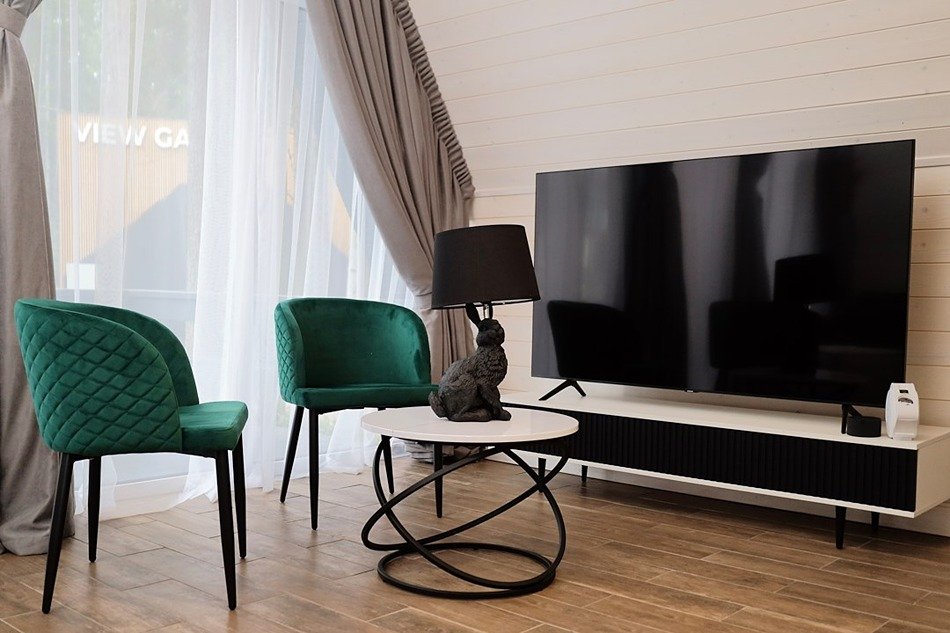 Коттедж 6-местный 2-комнатный (Полулюкс с одной спальней)