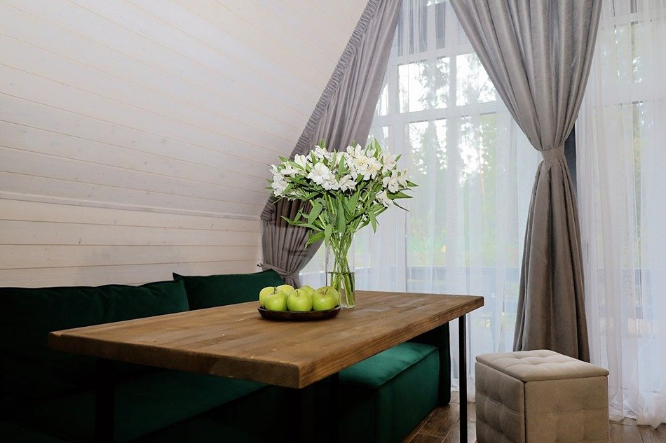 Коттедж 6-местный 2-комнатный (Полулюкс с одной спальней)