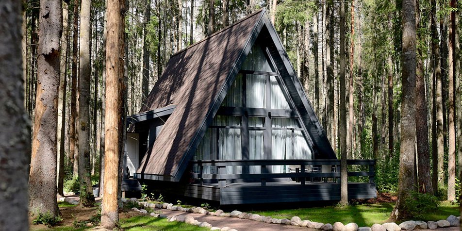 Коттедж 8-местный 3-комнатный (Полулюкс с двумя спальнями)