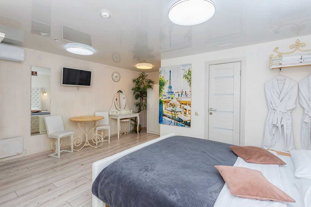 Полулюкс 2-местный (Париж DBL)