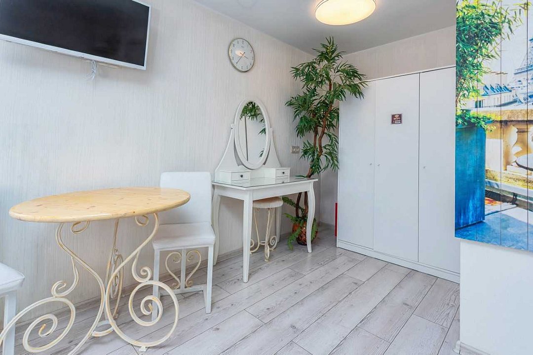 Полулюкс 2-местный (Париж DBL)