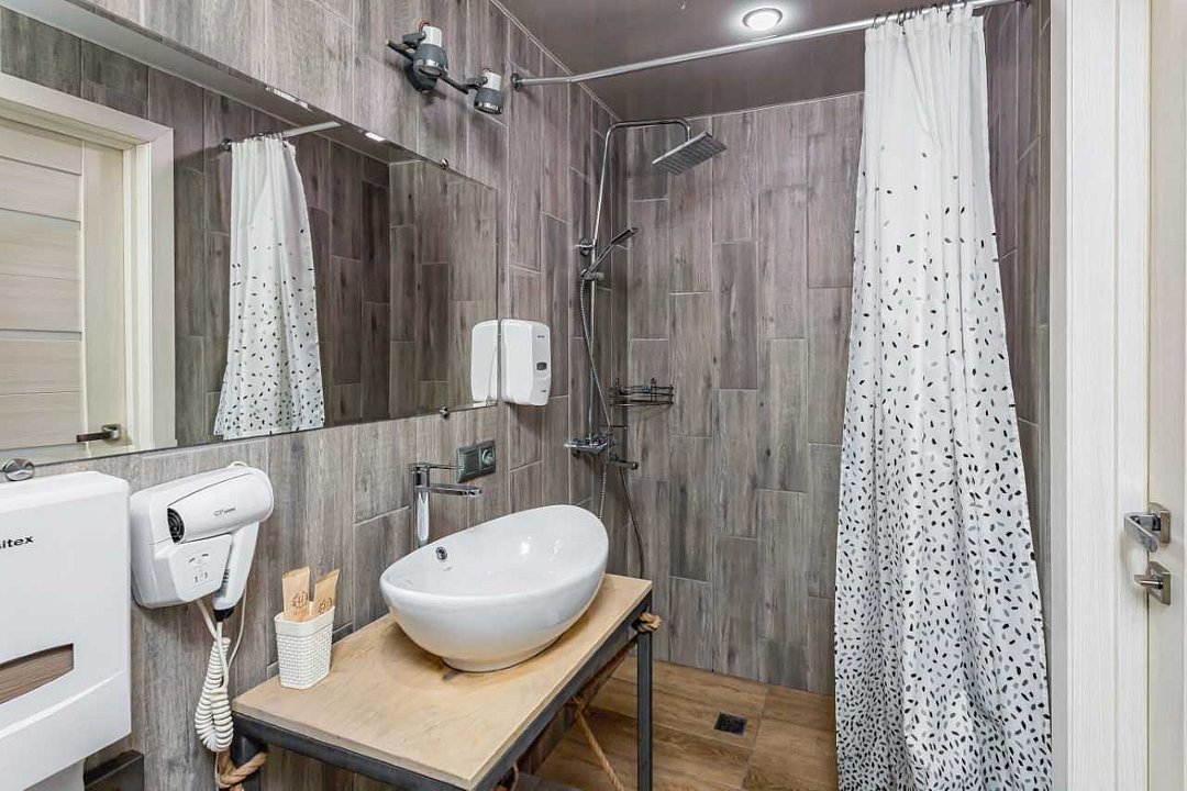 Полулюкс 4-местный (Хельсинки DBL)